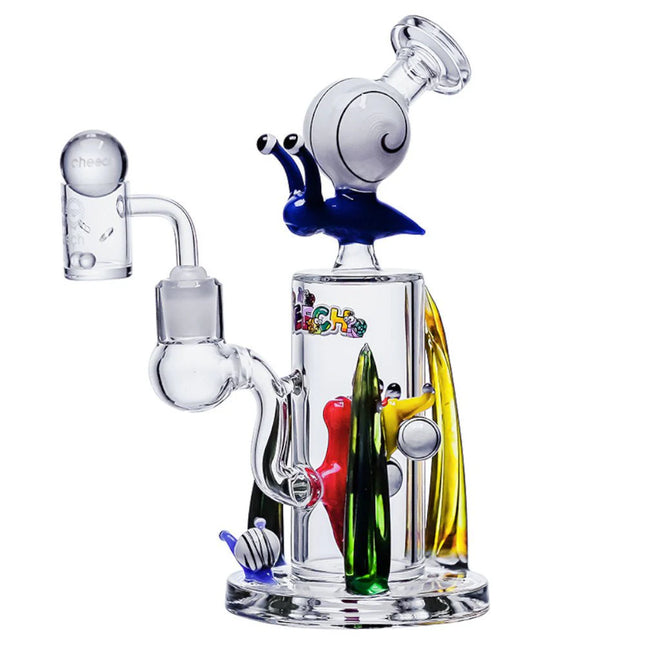 CHEECH 8.5in "TWO SNAILS WERE PLAYING CHESS BUT NEITHER COULD WIN. IT WAS A SNAILMATE" DESIGN WATER PIPE (CH-250)