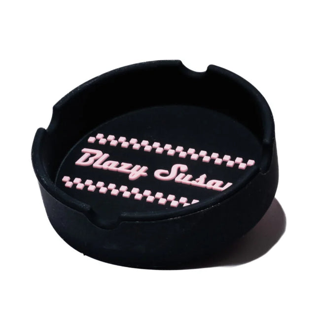 BLAZY SUSAN PREMIUM SILICONE ASHTRAY